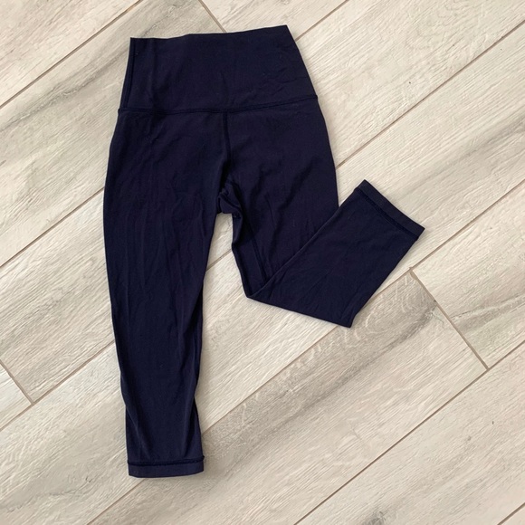 Pants - Align crop lululemon sz 4 navy